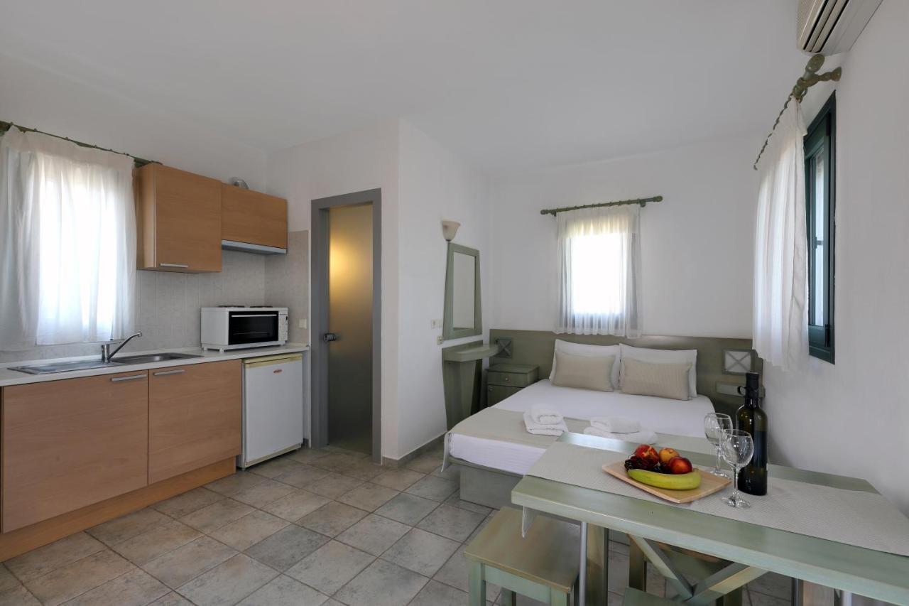 אורמוס פנגיאס Maistrali Apartments מראה חיצוני תמונה