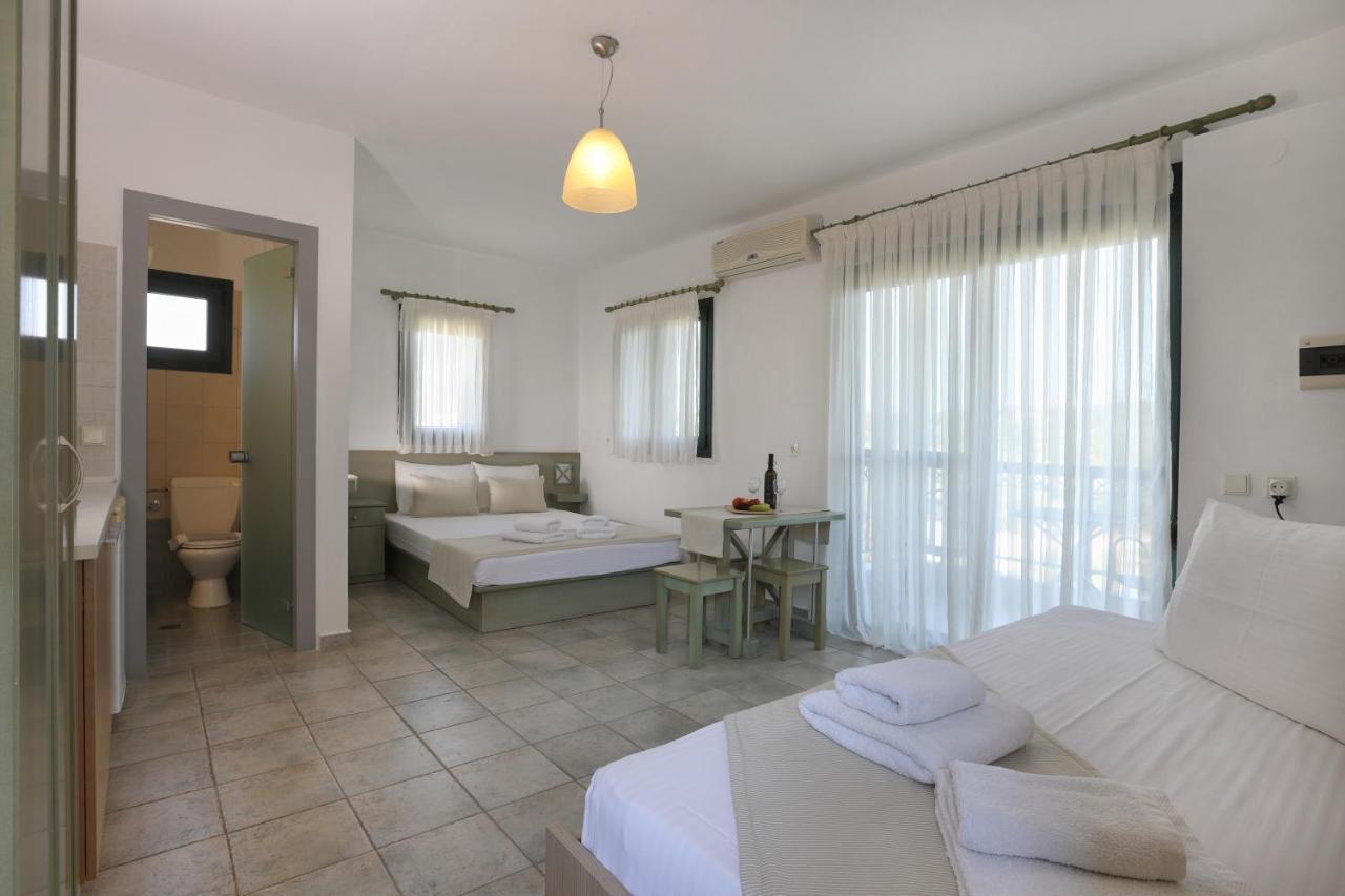 אורמוס פנגיאס Maistrali Apartments מראה חיצוני תמונה