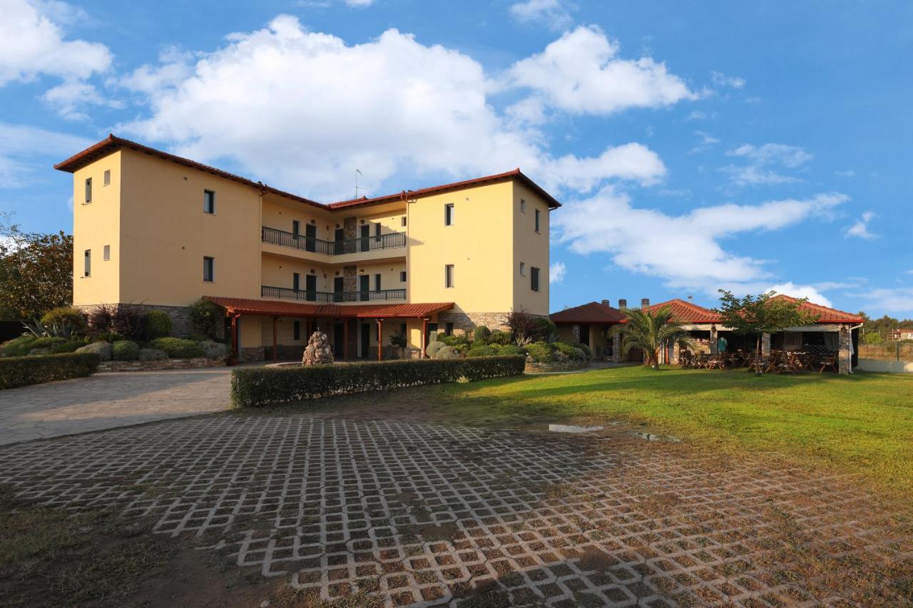 אורמוס פנגיאס Maistrali Apartments מראה חיצוני תמונה